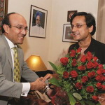 jk jain, jayant kumar jain, jain, jk jain with shashi tharoor, shashi tharoor